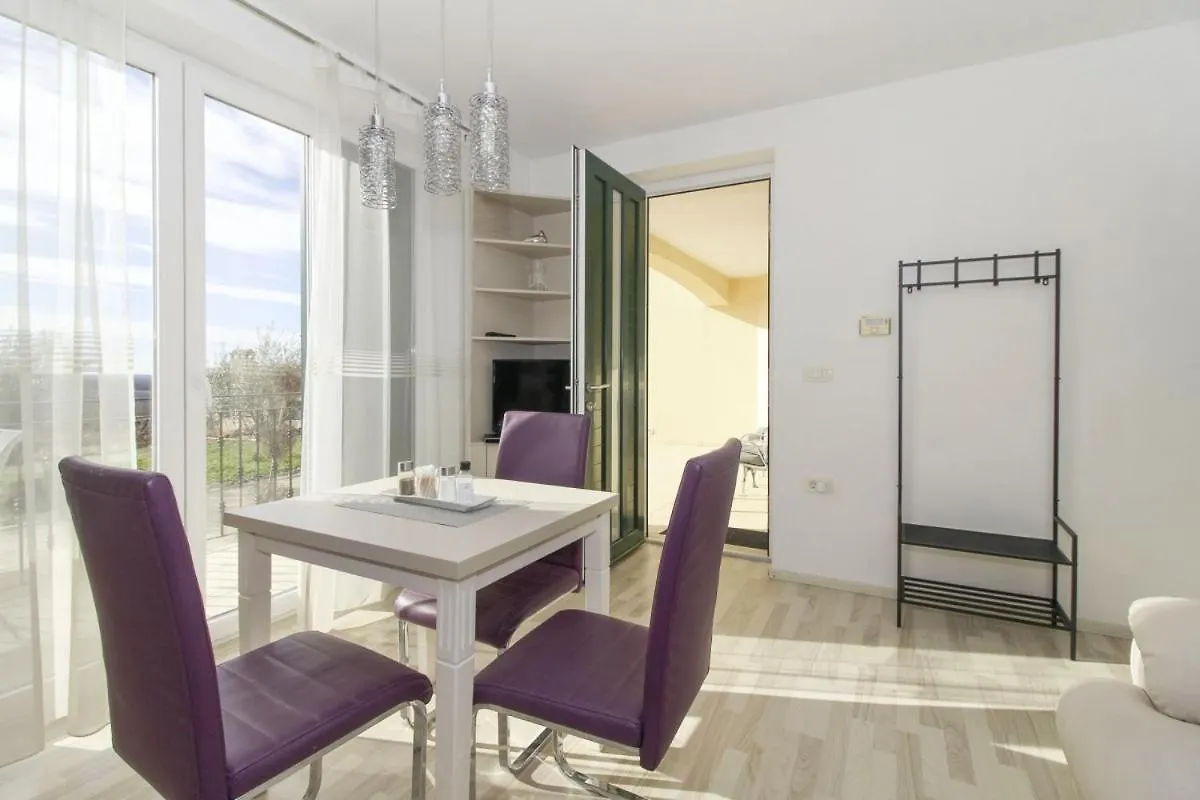 Hotel Dali In Sveti Martin - Istrien Nedeščina Affittacamere