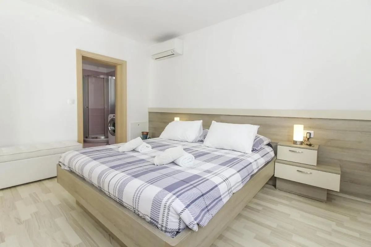 Hotel Dali In Sveti Martin - Istrien Nedeščina Croazia